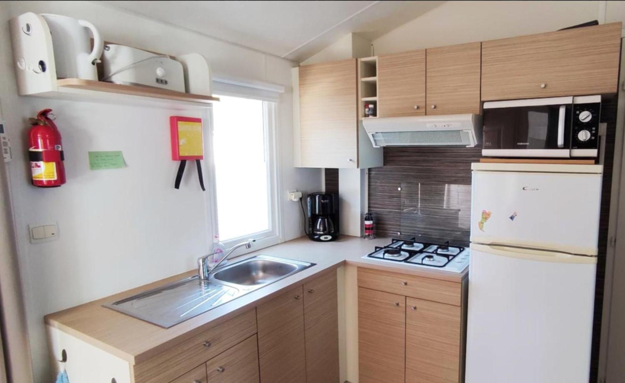 Camping Le Val Aux Fees - Broceliande Concoret ภายนอก รูปภาพ