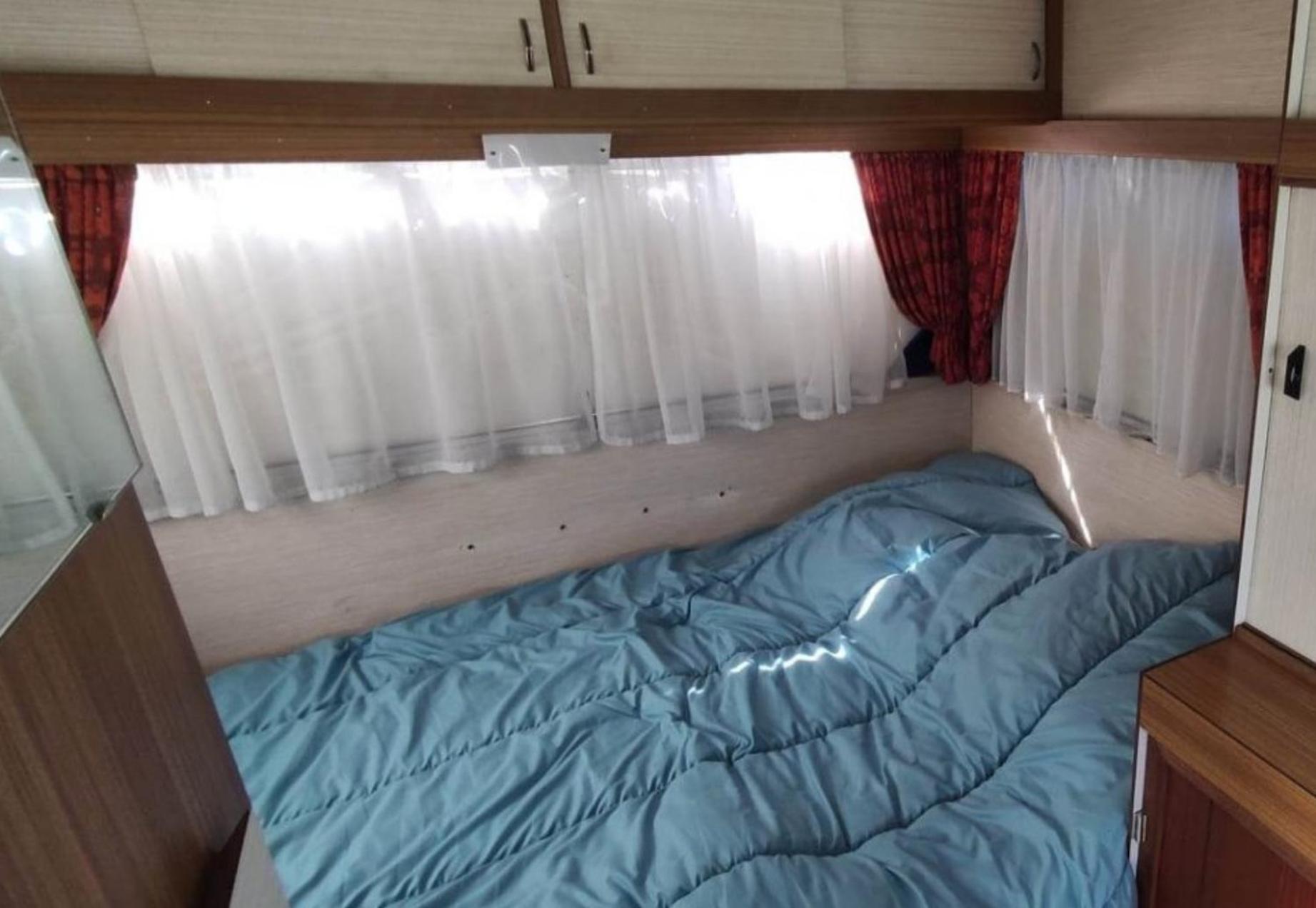 Camping Le Val Aux Fees - Broceliande Concoret ภายนอก รูปภาพ
