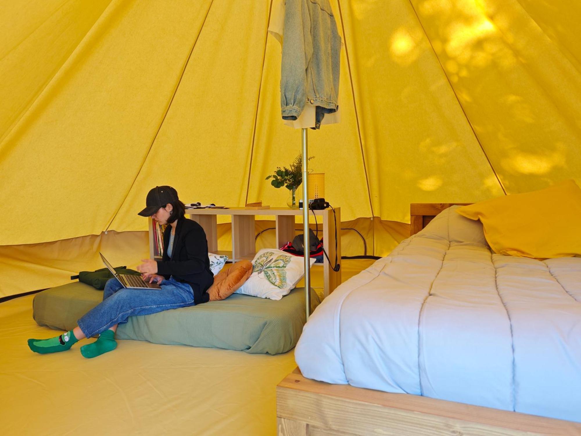 Camping Le Val Aux Fees - Broceliande Concoret ห้อง รูปภาพ